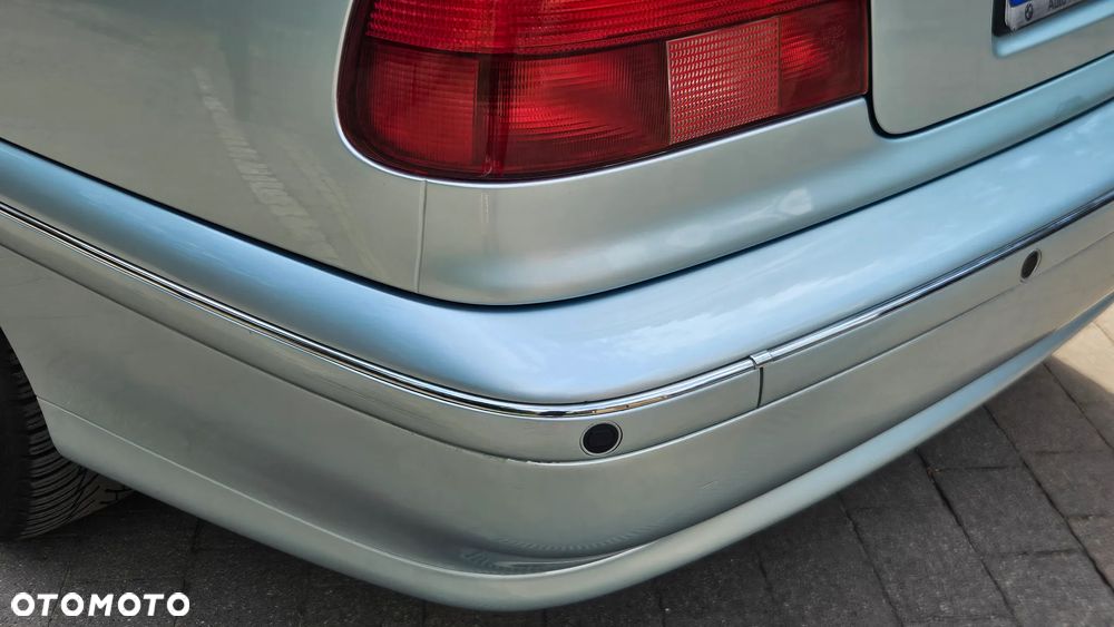 BMW Seria 5 523i - 13