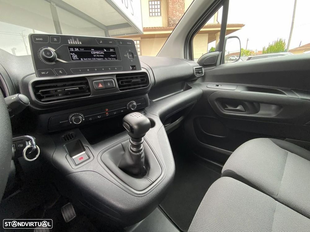 Citroën Berlingo Van 1.5 BlueHdi M 4D 102 HP - 16
