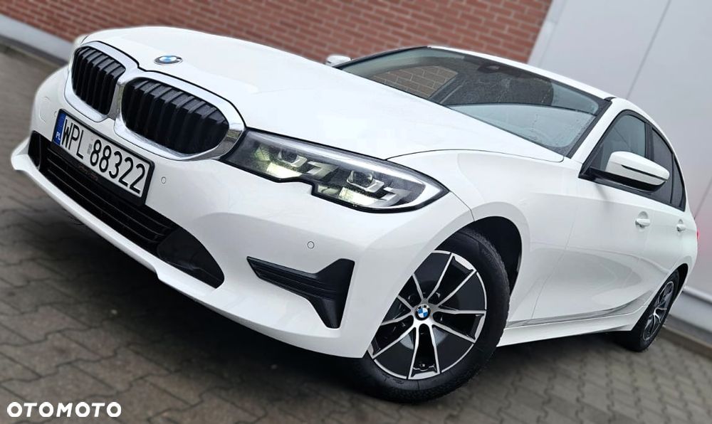 BMW Seria 3 318i Business Edition - 14