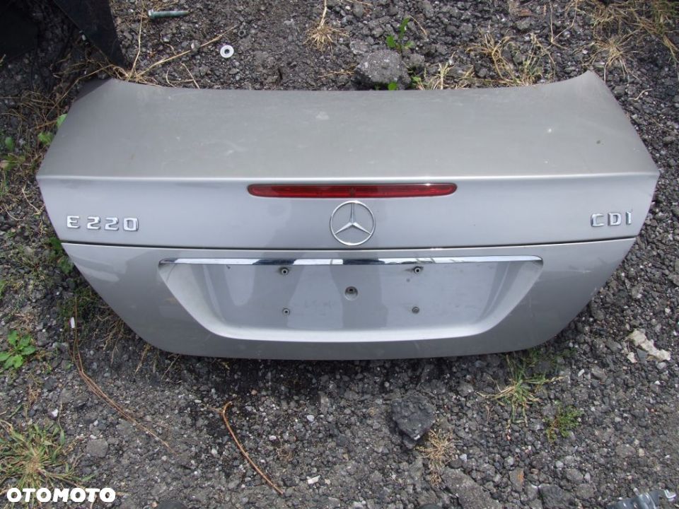 Klapa tył - Mercedes E klasa W211 - 1