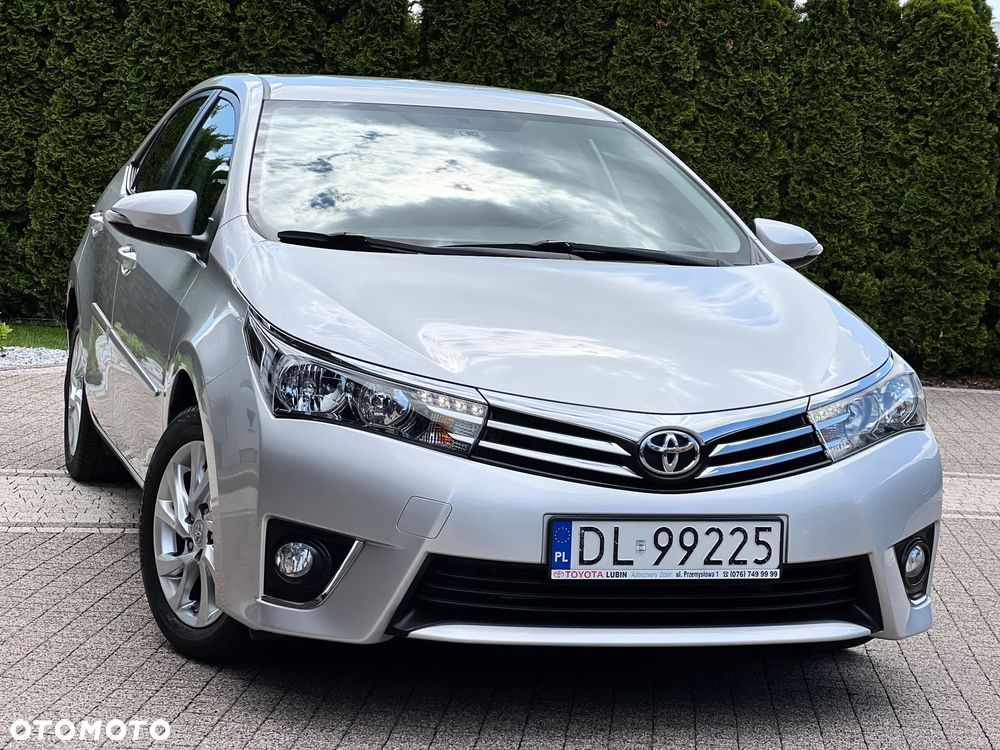 Toyota Corolla 1.6 Premium - 17