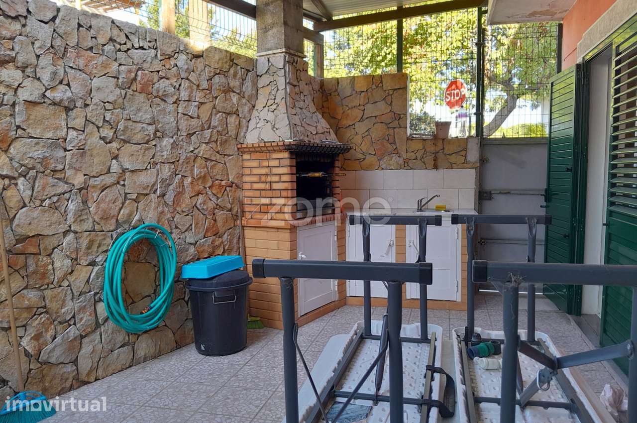 Moradia em banda com 5 quartos - Grande imagem: 5/30