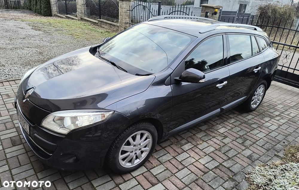 Renault Megane dCi 110 FAP Paris - 3