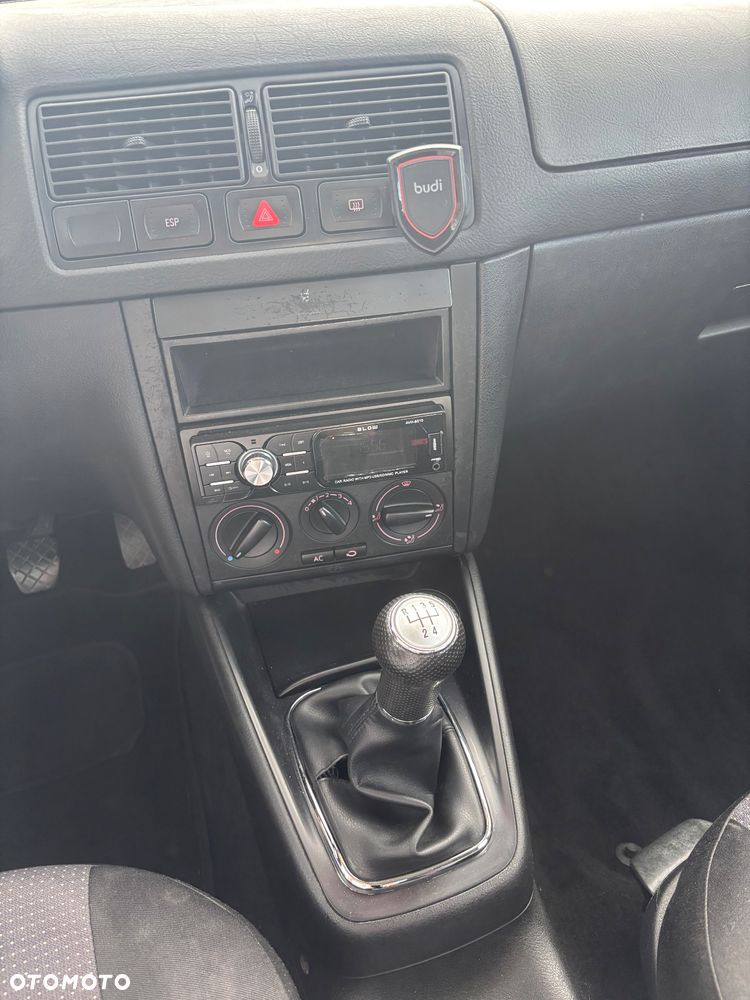 Volkswagen Golf - 14
