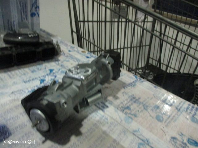 Centralina 0281011618  3M5T10849  3M513F8 FORD C MAX 2004 1.6 TDCI BOSCH - 4