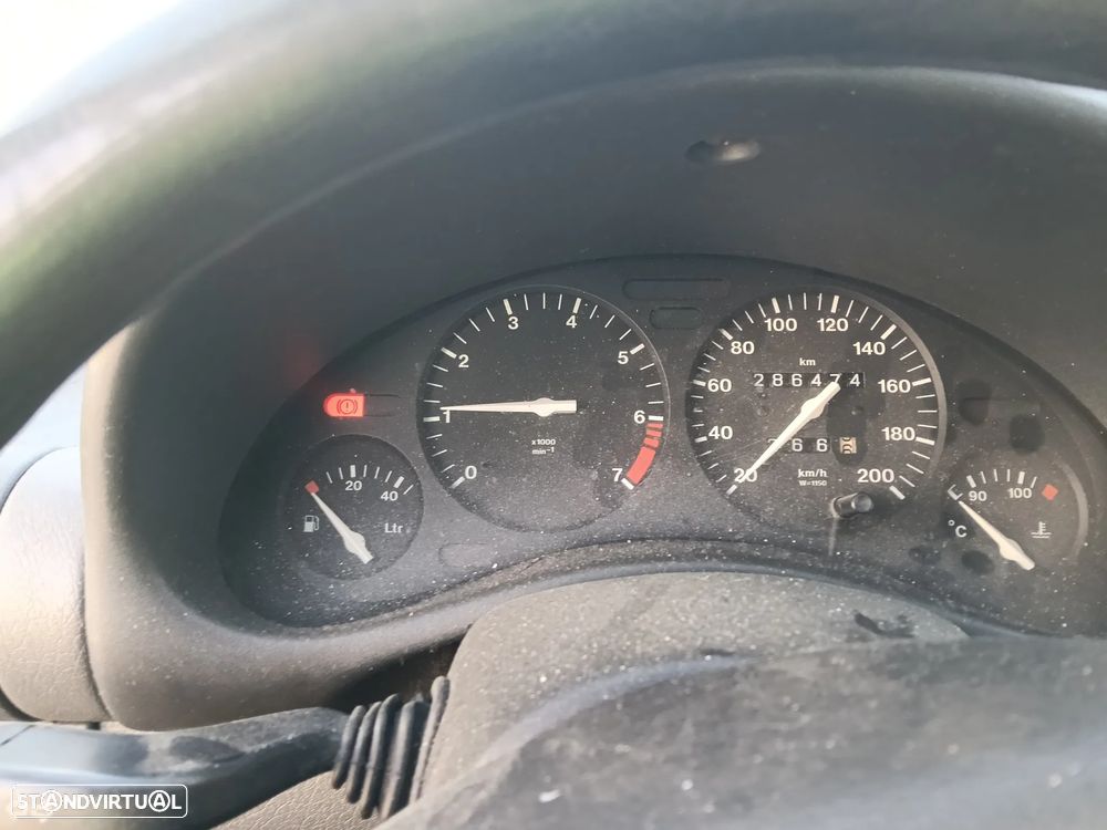 Opel Corsa 1.2 GLS - 5