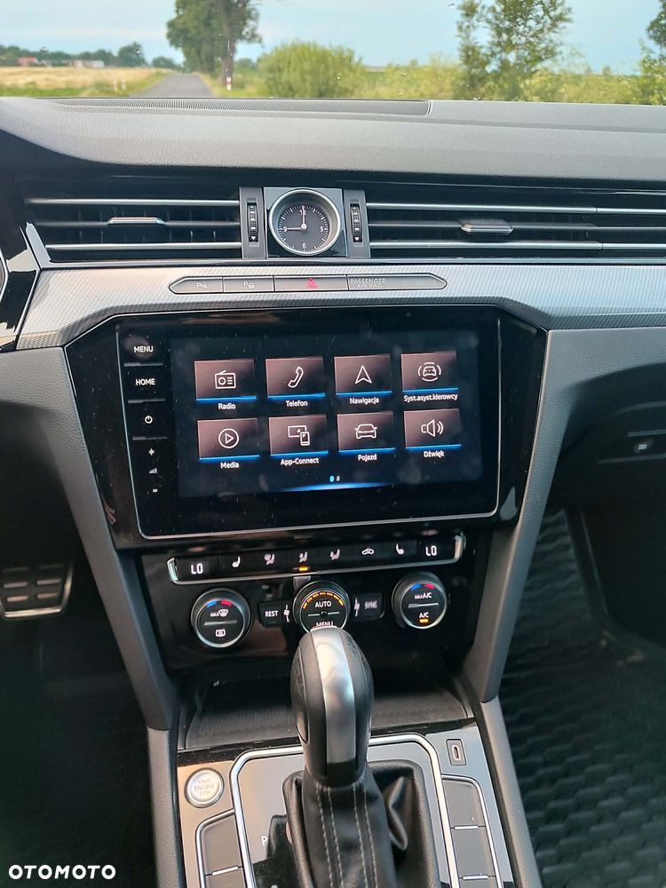 Volkswagen Arteon 2.0 TDI SCR DSG R-Line - 21