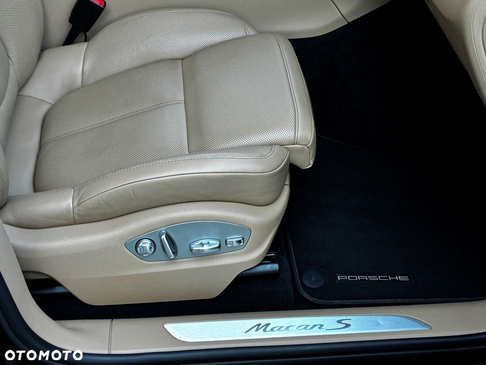 Porsche Macan - 39