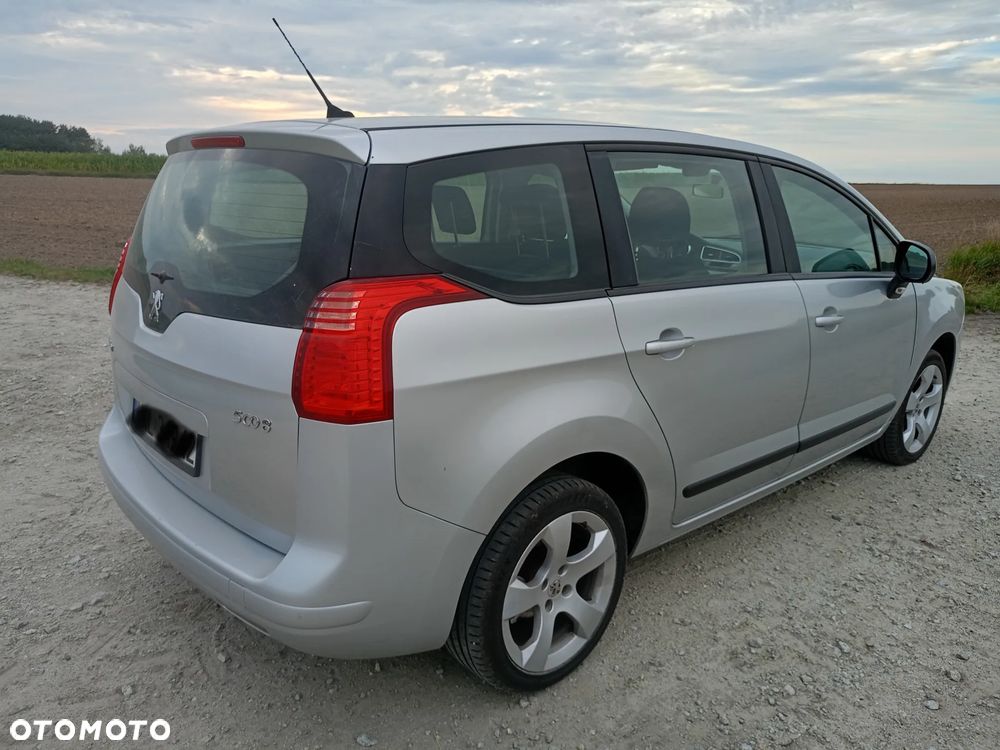 Peugeot 5008 1.6 HDi Trendy - 2