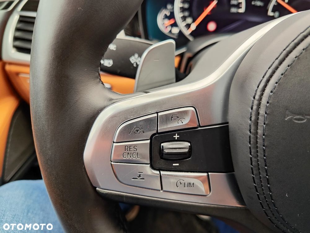 BMW Seria 7 740d xDrive sport - 30