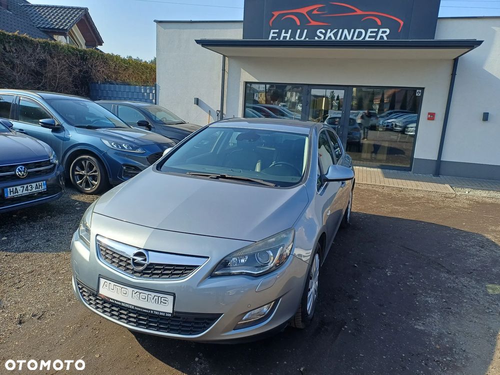 Opel Astra 1.4 Turbo Cosmo - 3
