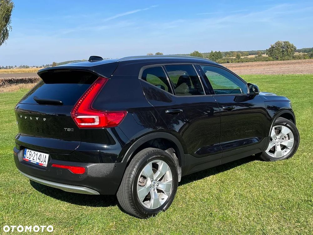 Volvo XC 40 - 3