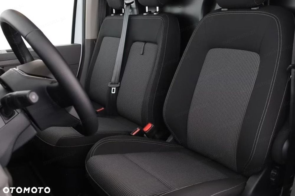 Volkswagen Transporter L2H1 AT8 2.0 150KM - 10