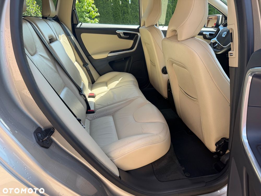Volvo XC 60 - 27
