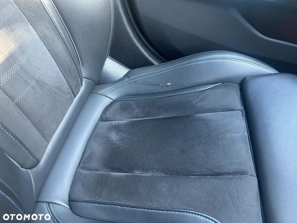 BMW Seria 3 330i xDrive M Sport sport - 23