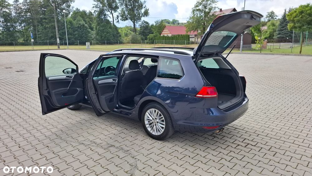 Volkswagen Golf 1.4 TSI BlueMotion Technology Cup - 27