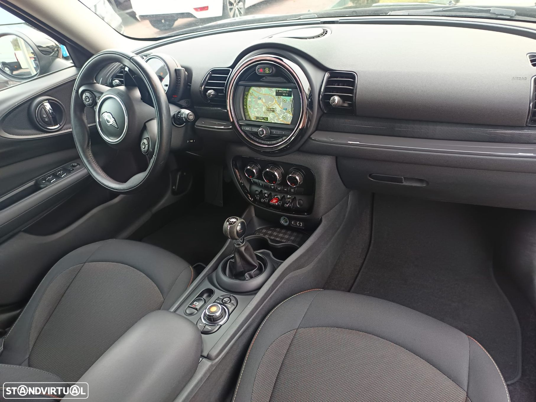 MINI Clubman One D - 13