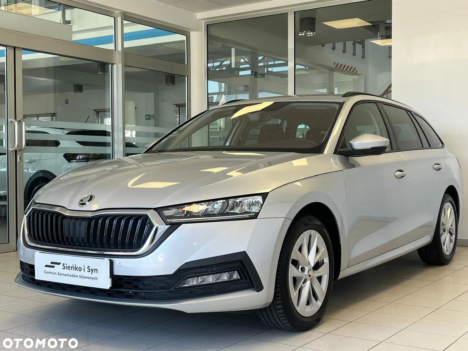 Skoda Octavia 2.0 TDI Ambition DSG - 1