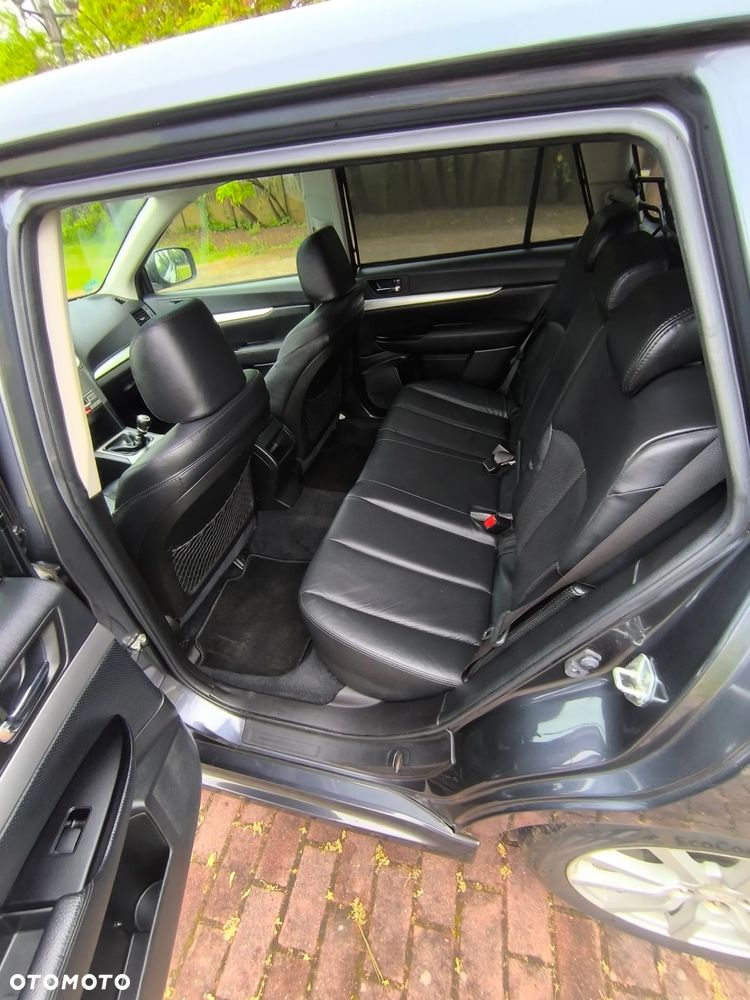 Subaru Legacy 2.0D Exclusive - 12
