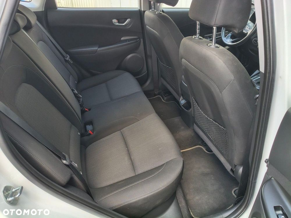 Hyundai Kona 1.6 T-GDI Comfort DCT - 14
