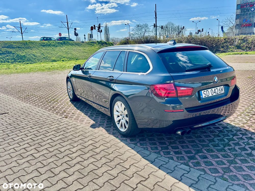 BMW Seria 5 520d Luxury Line - 4