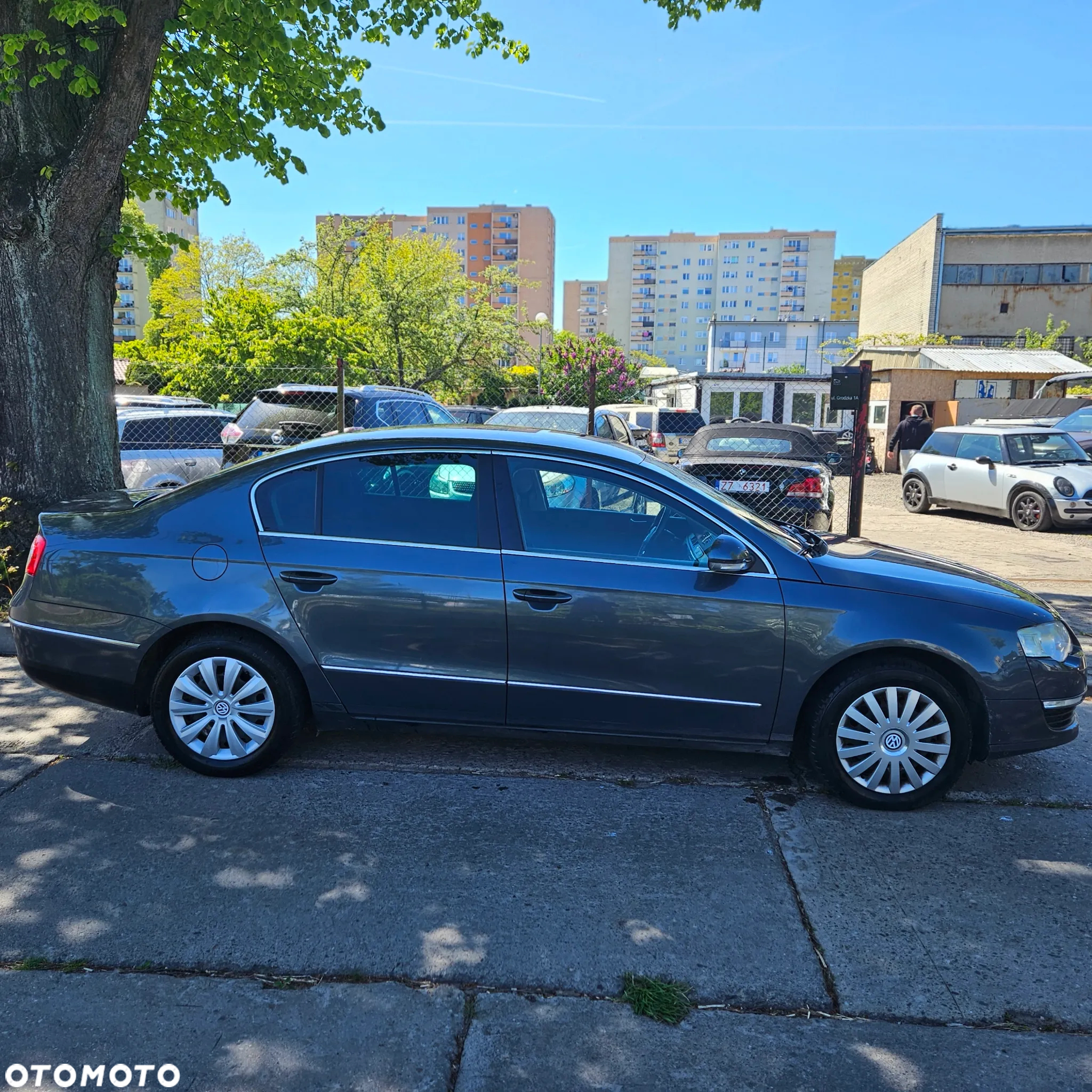 Volkswagen Passat 2.0 TDI DPF Highline - 4