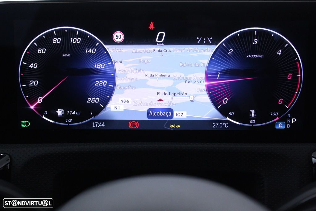 Mercedes-Benz CLA 180 d Shooting Brake AMG Line Aut. - 26