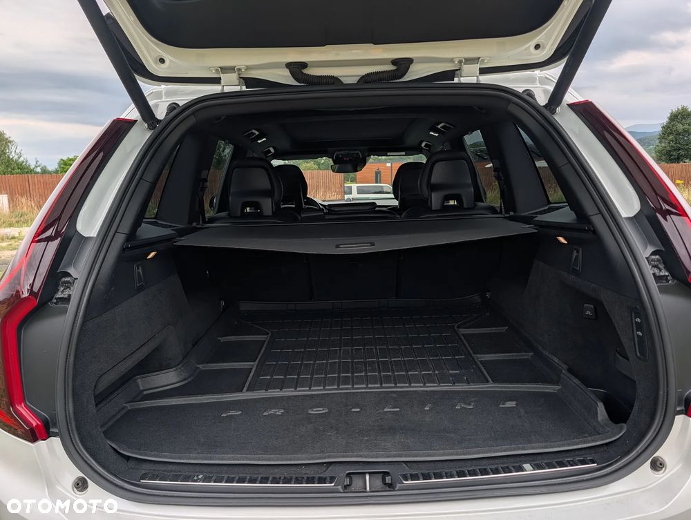 Volvo XC 90 D5 SCR AWD Inscription - 11