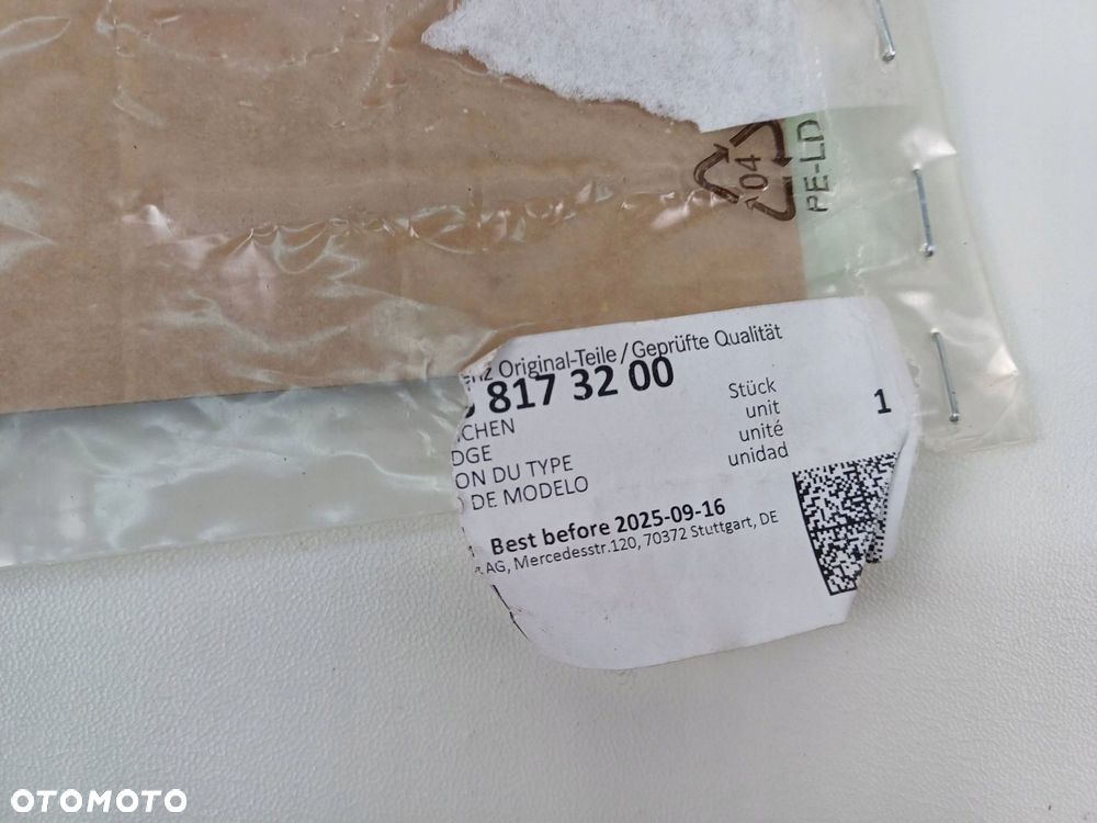 emblemat błotnika lewy przód mercedes gla x156 w156 a1768173200 - 8