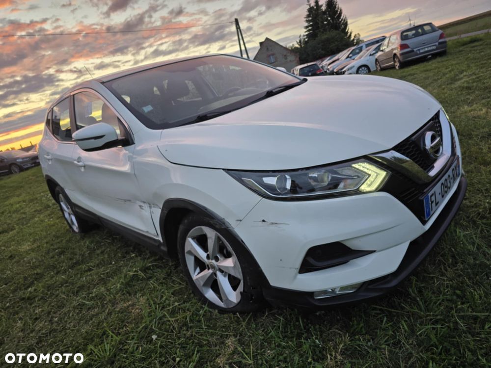 Nissan Qashqai 1.6 dCi N-Connecta - 8
