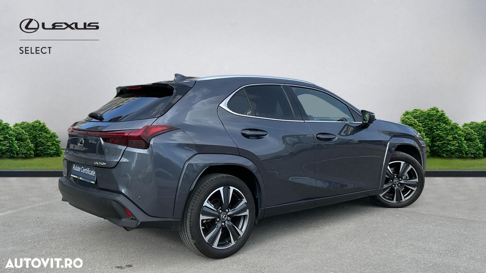 Lexus UX 250h (E-FOUR) Luxury Line - 8
