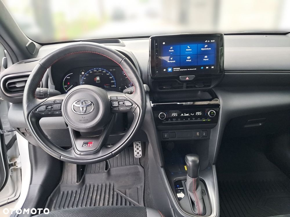 Toyota Yaris Cross Hybrid 1.5 GR Sport - 9