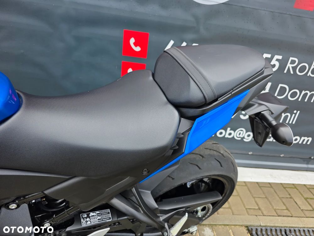 Suzuki GSX - 9
