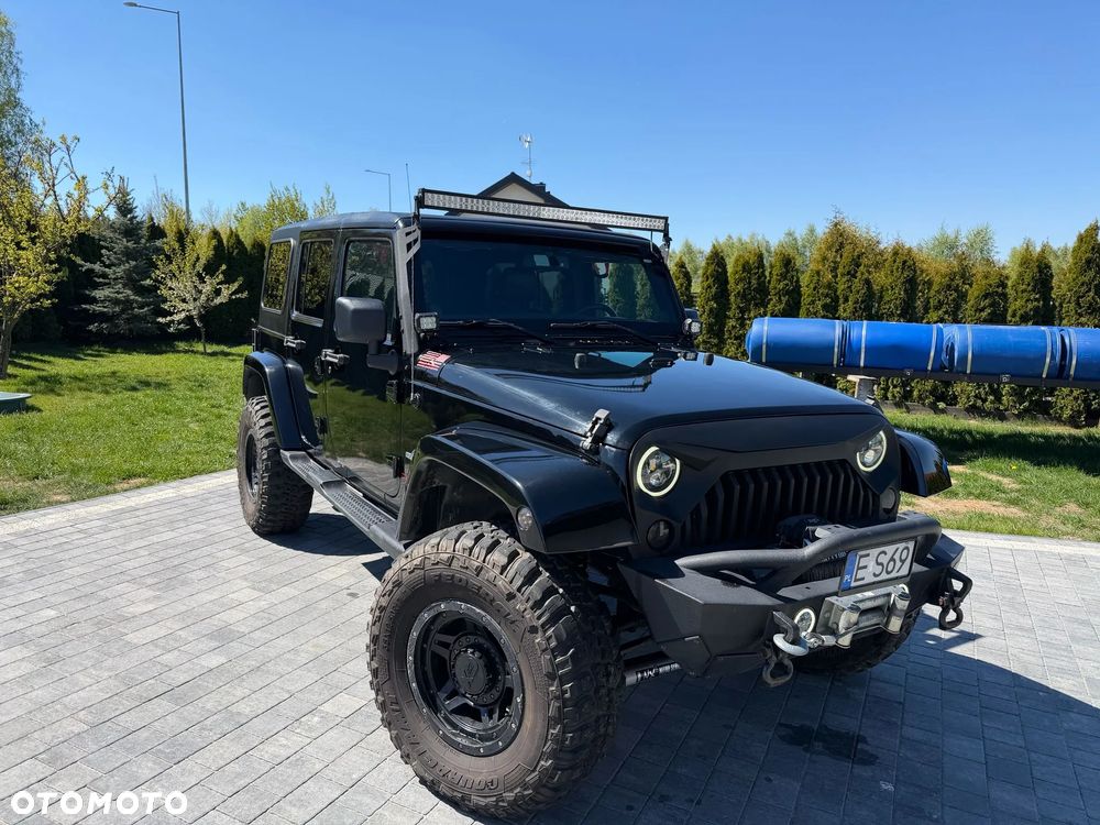 Jeep Wrangler - 2