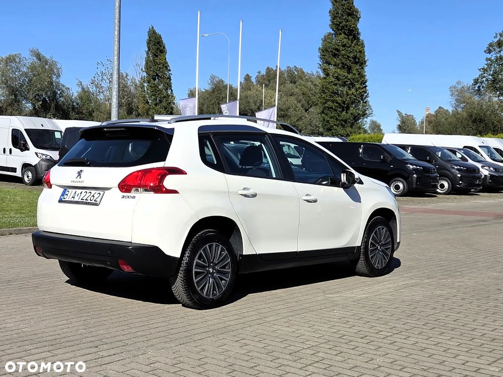 Peugeot 2008 1.2 Pure Tech Active EU6 - 8