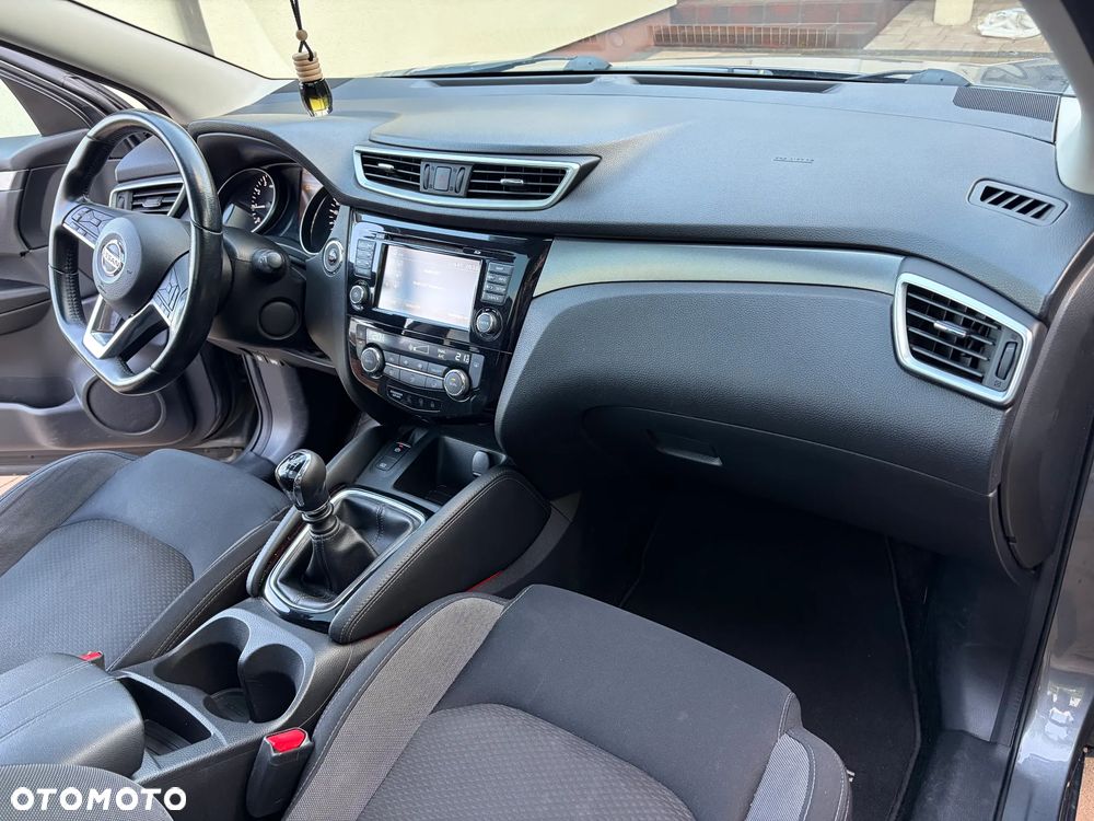Nissan Qashqai 1.3 DIG-T N-Connecta - 9