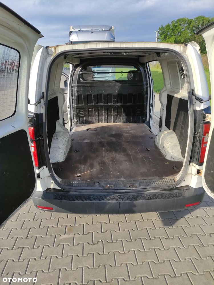 Hyundai H-1 - 12