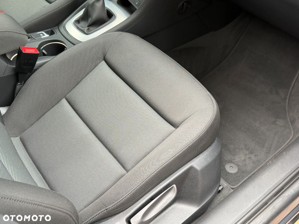 Audi Q3 2.0 TDI Design - 30