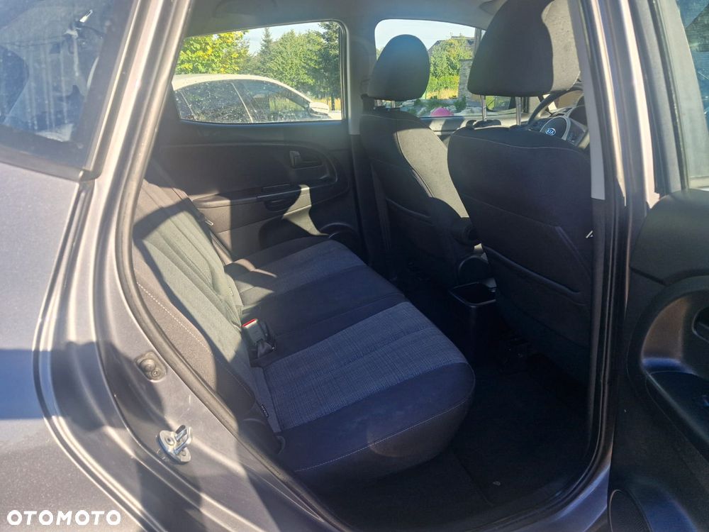 Kia Venga 1.6 CVVT Automatik Vision - 7