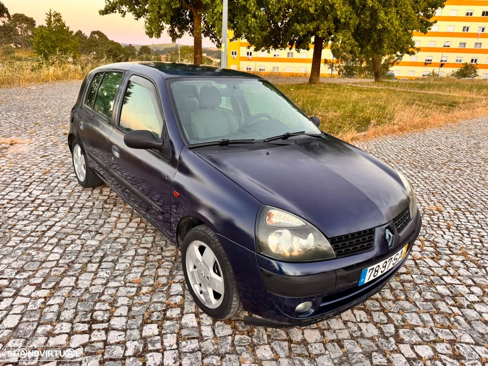 Renault Clio 1.2 16V Privilège - 6