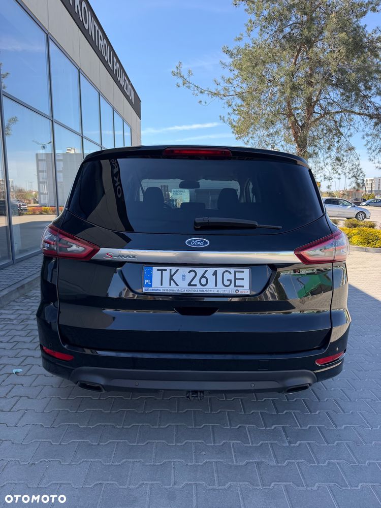 Ford S-Max 2.0 EcoBoost Titanium - 11