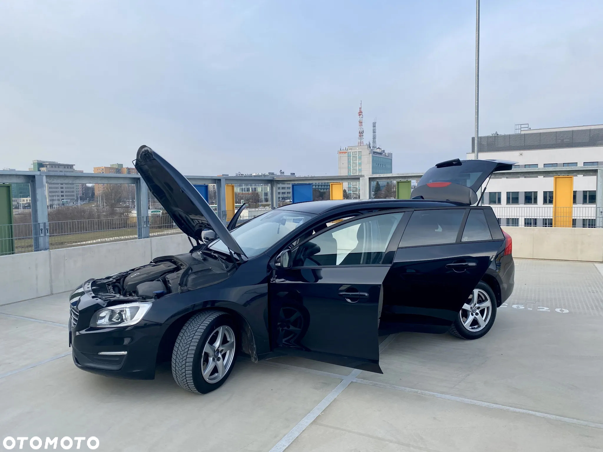Volvo V60 D4 Kinetic - 13