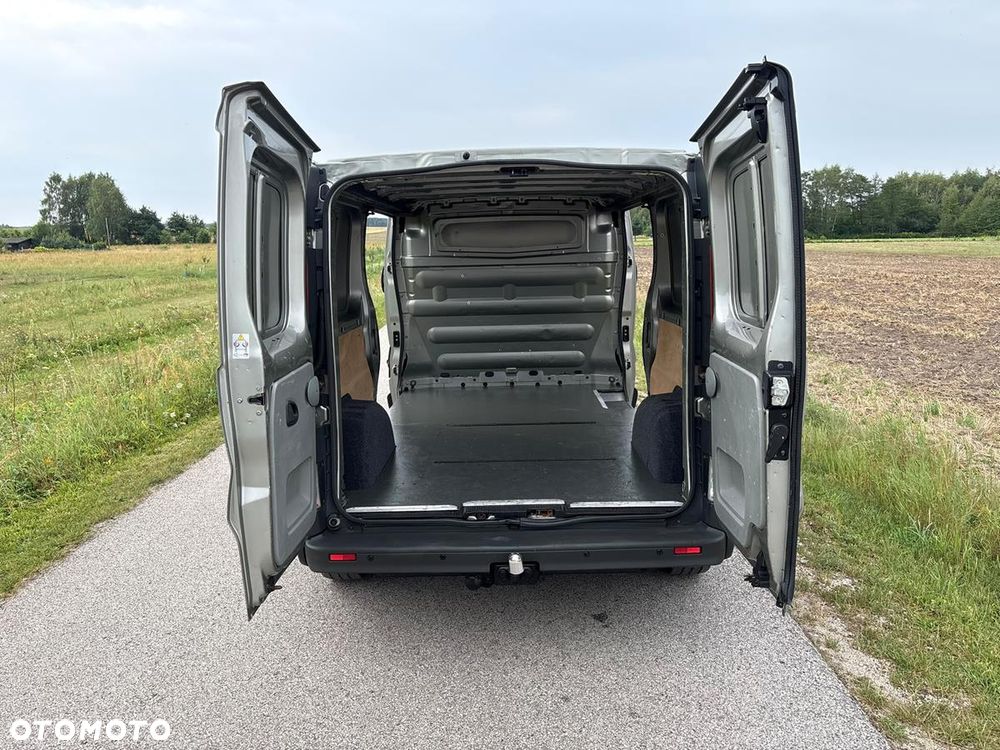 Opel Vivaro - 27