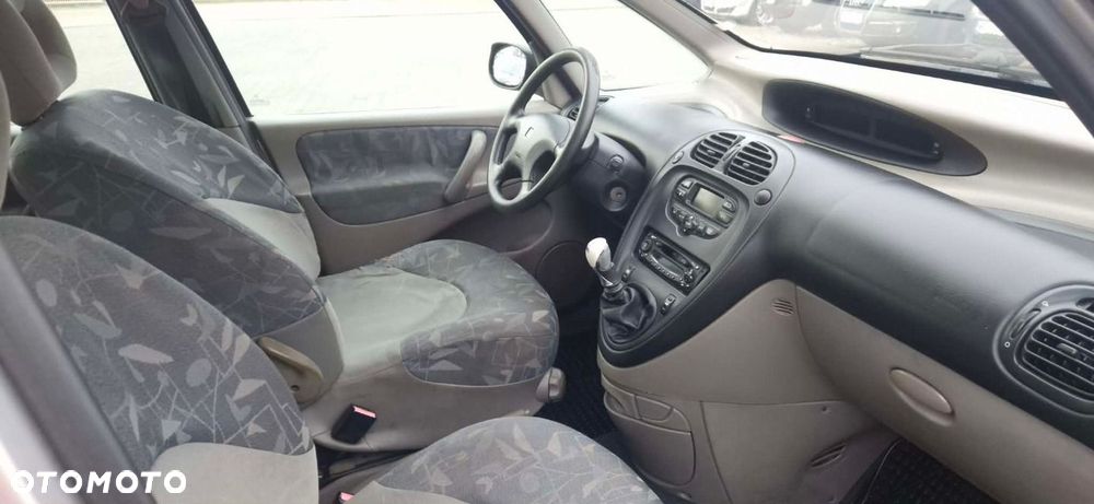 Citroën Xsara Picasso - 8