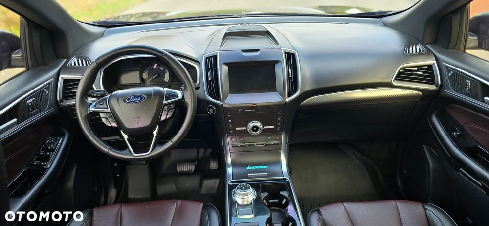 Ford Edge - 11
