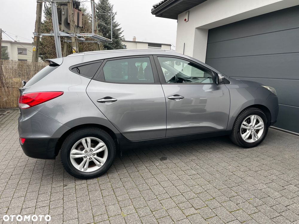 Hyundai ix35 1.6 2WD Fifa World Cup Edition - 35