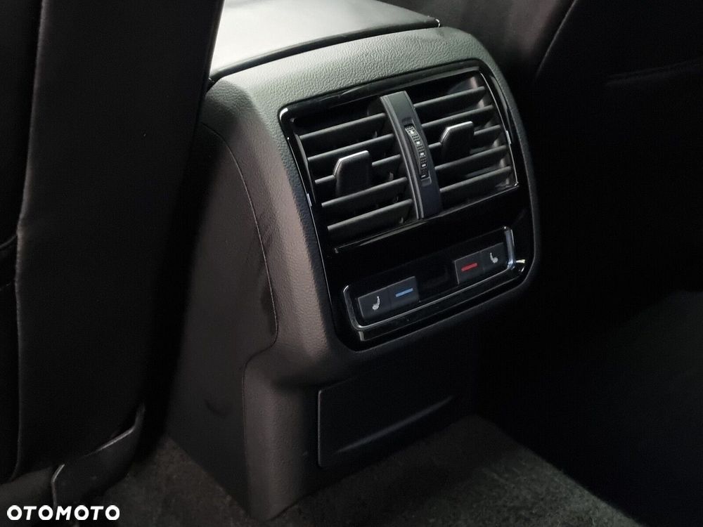 Volkswagen Arteon 2.0 TDI Bi-Turbo SCR 4Mot R-Line DSG - 26