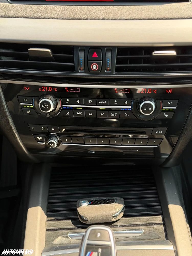BMW X5 M M50d - 16