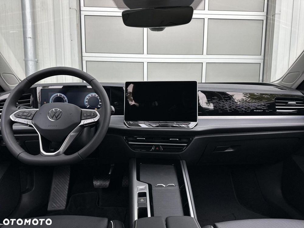 Volkswagen Passat - 14