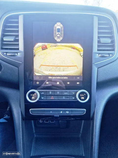 Renault Mégane Sport Tourer 1.6 E-Tech Plug-In Hybrid R.S. Line - 22